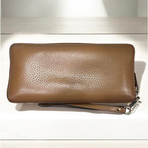 Michael Kors Fulton Large Leather Hobo Bag & Zip Around Continental Wallet - Picture 8 of 16